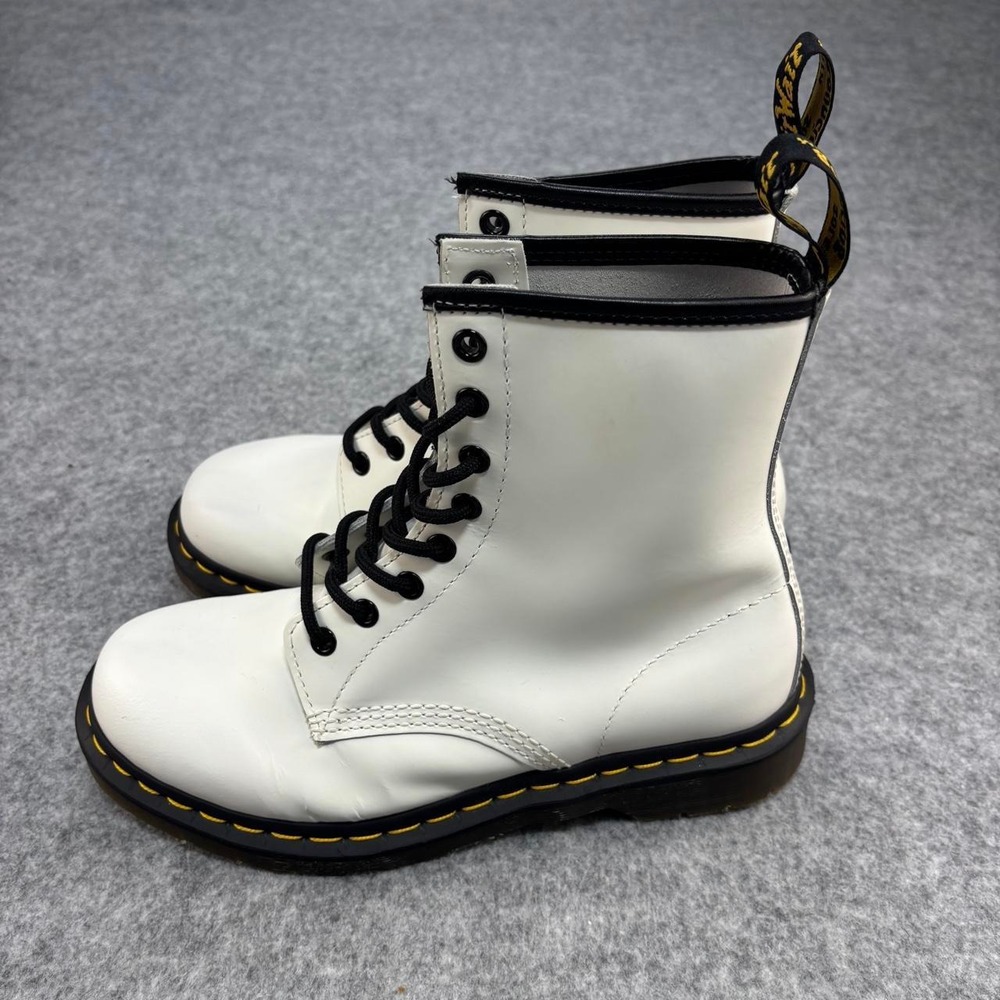 Women dr martens size 8 white 1460 leather combat boots